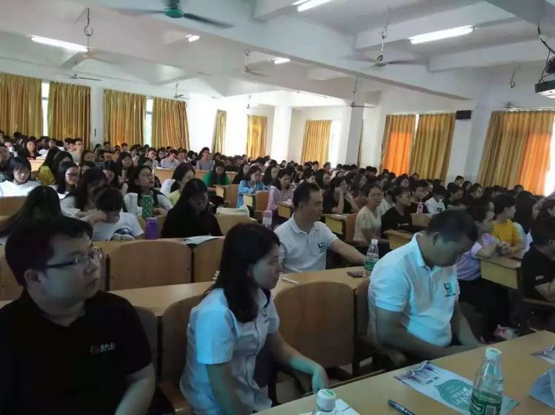 2018游艇会yth0008校企招聘会火热进行中