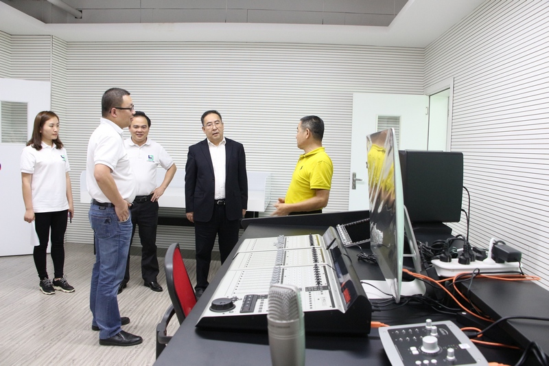 【产教融合】茂职院张庆院长,率队到访游艇会yth0008总部深入交流! 【产教融合】茂职院张庆院长,率队到访游艇会yth0008总部深入交流!