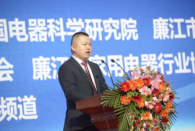 红橙盛会,游艇会yth0008炫彩——游艇会yth0008旗下数十家分公司如约而至