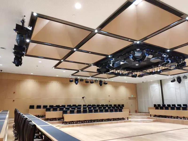 埃威姆携KV2 audio营造上海中学多媒体教室优质扩声 (3).jpg 埃威姆携KV2 audio营造上海中学多媒体教室优质扩声 (3).jpg