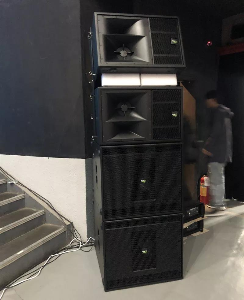 KV2护航《家在大理》剧目成功精彩演出 (6).jpg KV2护航《家在大理》剧目成功精彩演出 (6).jpg