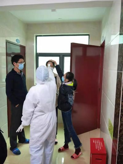 大岭山镇总工会专职副主席李富财实地检查游艇会yth0008疫情防控工作,打好疫情阻击战! (6).jpg 大岭山镇总工会专职副主席李富财实地检查游艇会yth0008疫情防控工作,打好疫情阻击战! (6).jpg