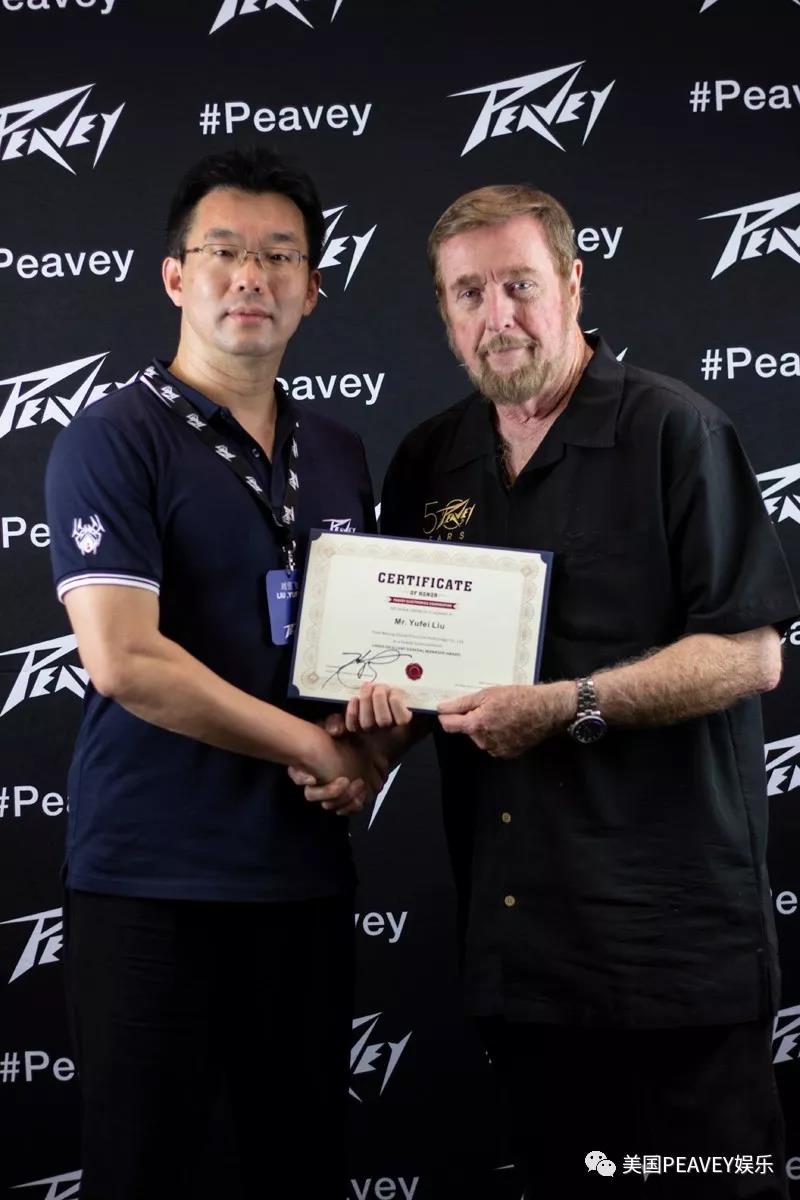 美国PEAVEY娱乐销售冠军团队之选择大于努力! (12).jpg 美国PEAVEY娱乐销售冠军团队之选择大于努力! (12).jpg