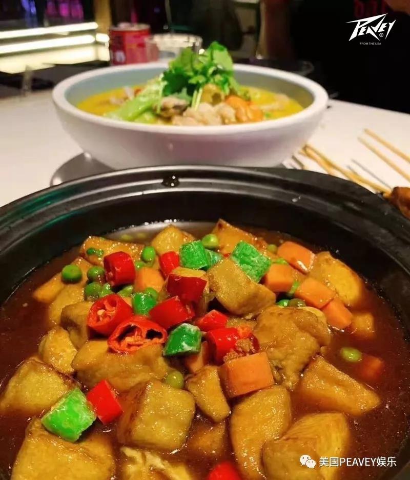 美国PEAVEY娱乐&宜兴伯爵音乐餐厅,让音乐遇见生活! (7).jpg 美国PEAVEY娱乐&宜兴伯爵音乐餐厅,让音乐遇见生活! (7).jpg