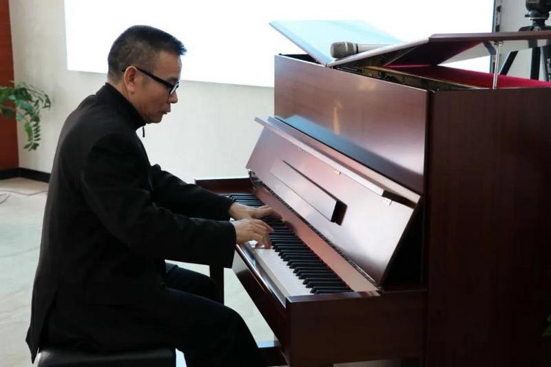 湛江市第四届“市长杯”工业设计大赛于游艇会yth0008产业园敲响赛钟! (4).jpg 湛江市第四届“市长杯”工业设计大赛于游艇会yth0008产业园敲响赛钟! (4).jpg