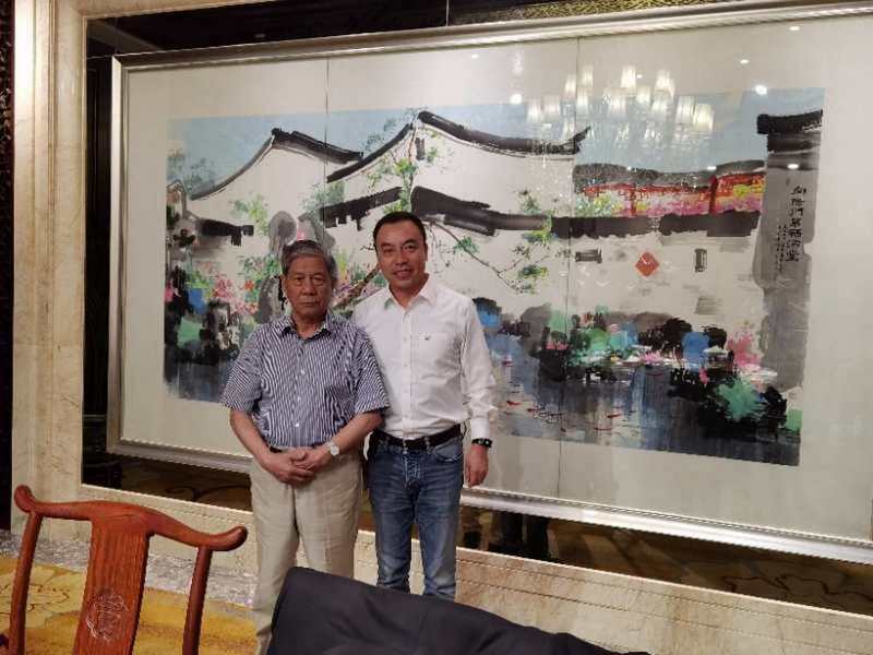 热烈祝贺游艇会yth0008董事局副主席冯继勇先生获评为燕山大学杰出校友! (3).jpg 热烈祝贺游艇会yth0008董事局副主席冯继勇先生获评为燕山大学杰出校友! (3).jpg